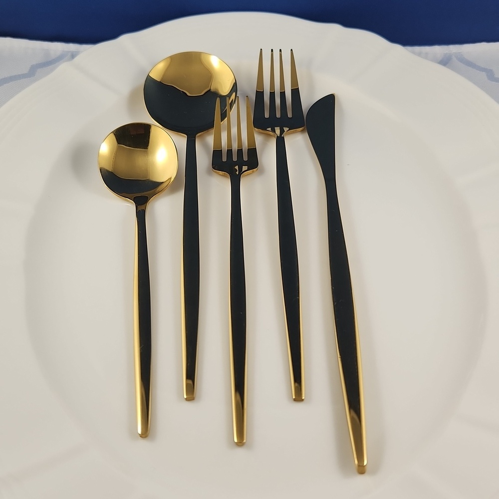 Elegant Golden Stainless Steel 20-pce Cutlery Flatware Silverware Set - Picture 2 of 10